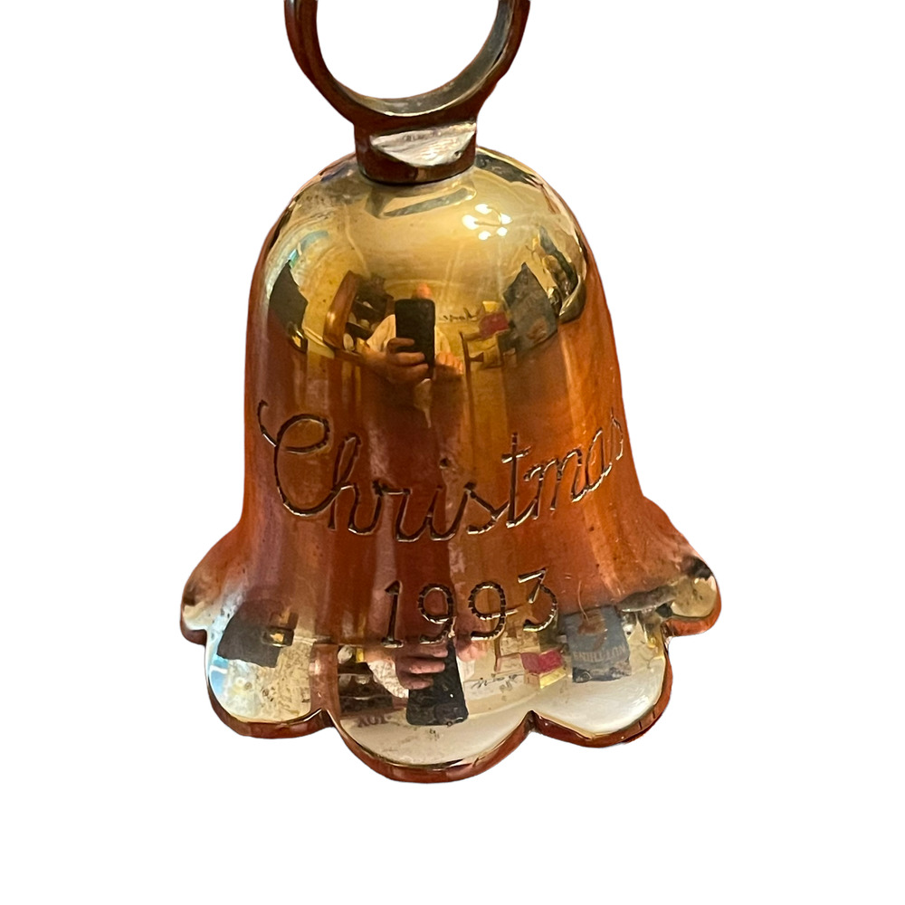 International Silver Company Christmas Bell 1993 Silverplate 3.5"‎ Hand Made